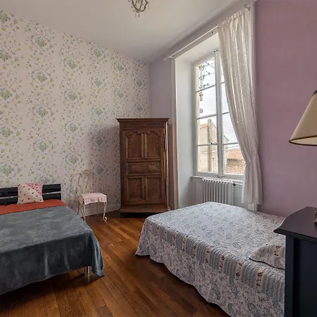 Chambre D'Hotes La Maison De Maitre Fontenay-le-Comte Habitación foto
